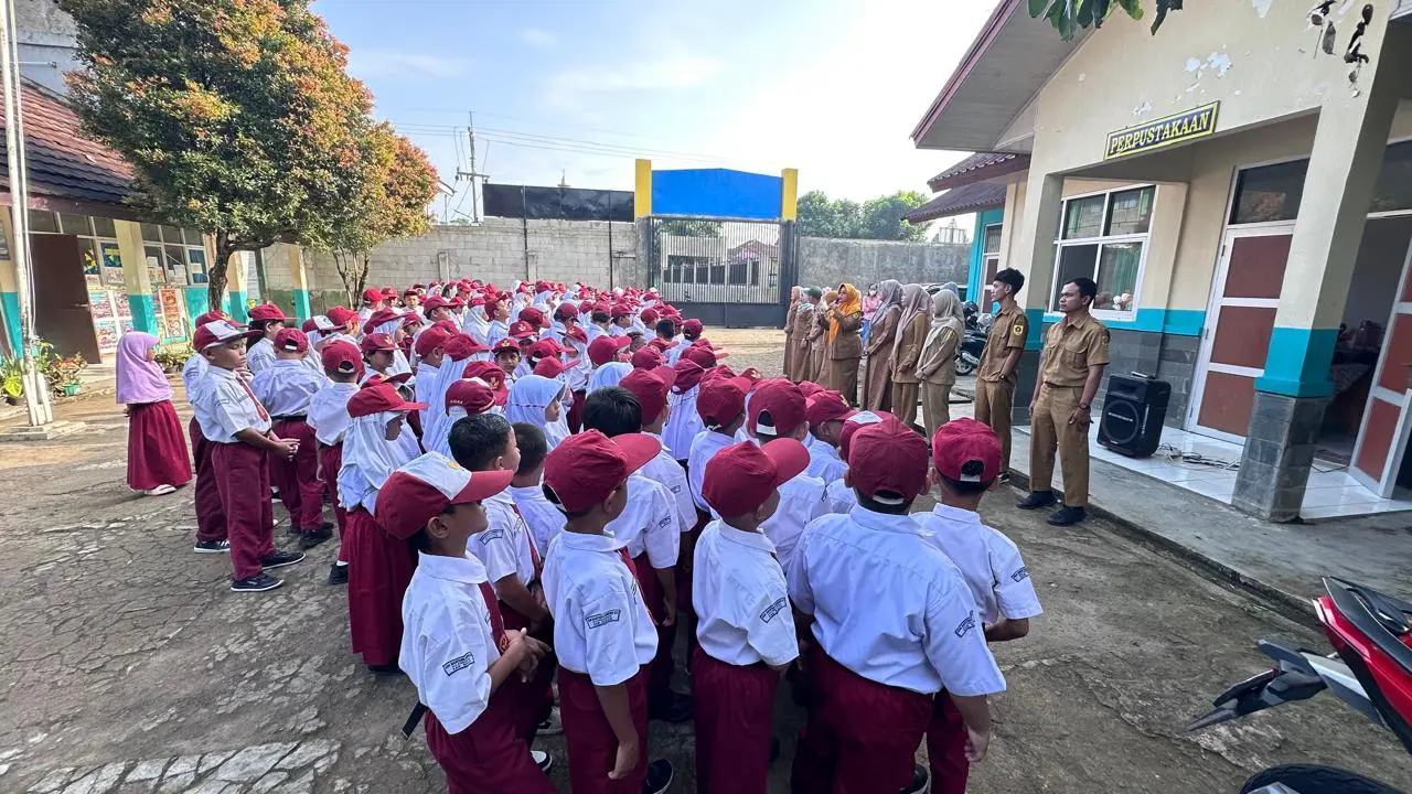 Upacara Bendera dan Pembentukan Karakter Disiplin